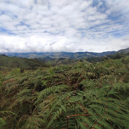 Patricia And Ned'S Cloud Forest Farm Cotacachi Εξωτερικό φωτογραφία