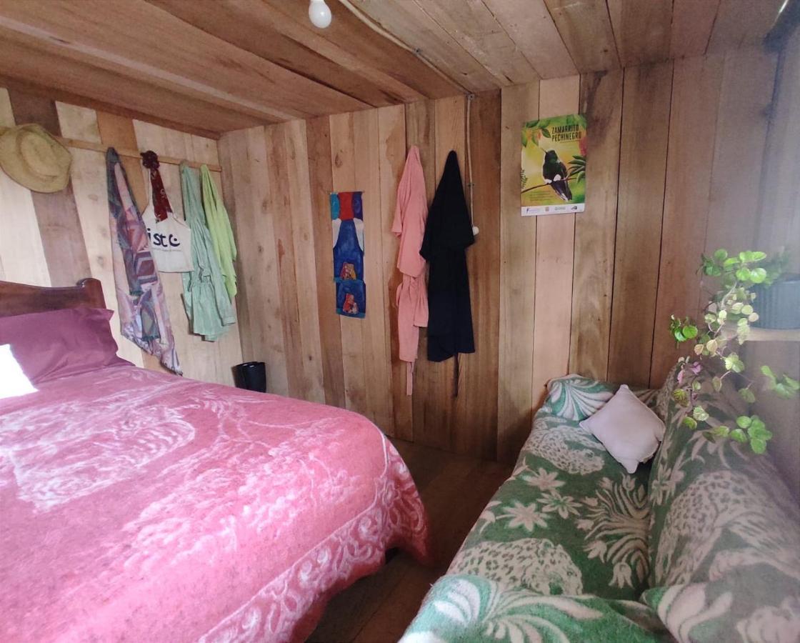 Patricia And Ned'S Cloud Forest Farm Cotacachi Εξωτερικό φωτογραφία